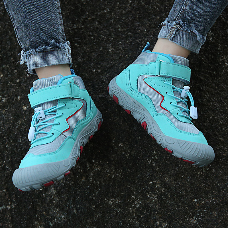 Outdoor anti slip Hiking Shoes - Kids Outdoor Jumping ulasan dan harga