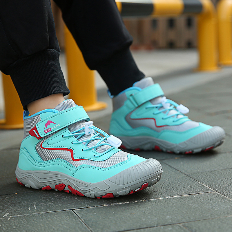 Outdoor anti slip Hiking Shoes - Kids Outdoor Jumping ulasan dan harga